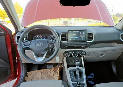 2020 Hyundai Venue Sel z USA, uszkodzony, nr VIN KMHRC8A39LU018916